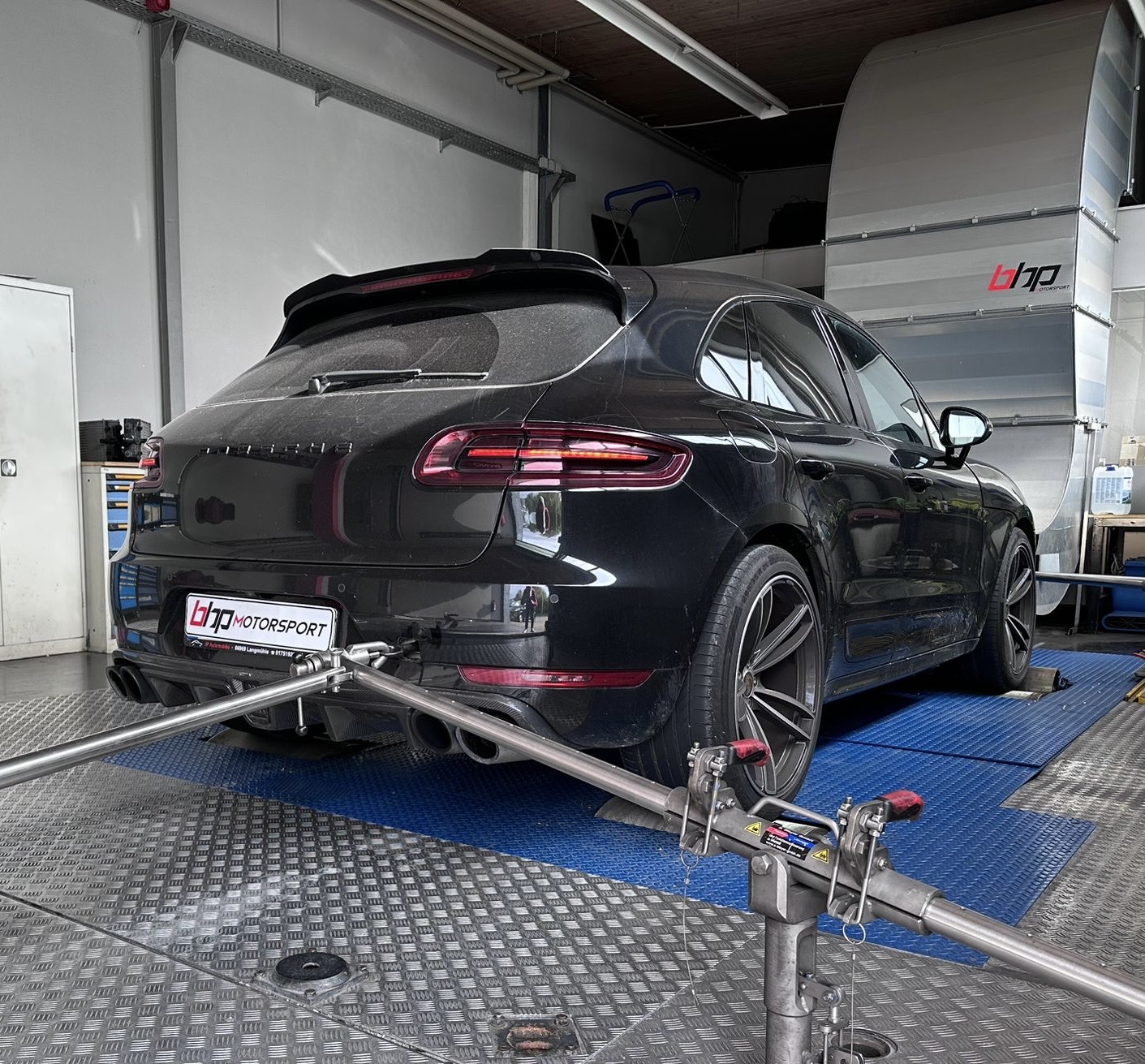 Kennfeldoptimierung beim Porsche Macan 3.6 Turbo